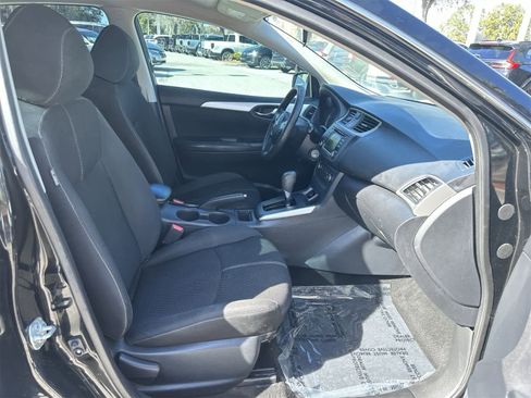 Used 2018 Nissan Sentra S image 17