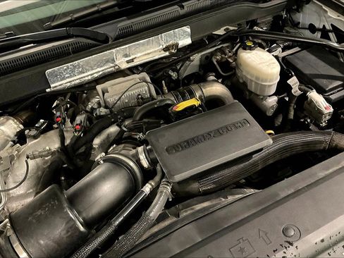 Used 2018 Chevrolet Silverado 2500 High Country w/ Duramax Plus Package image 29