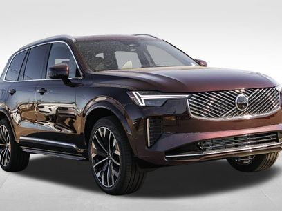 New 2026 Volvo XC90 T8 Ultra w/ Lounge Package