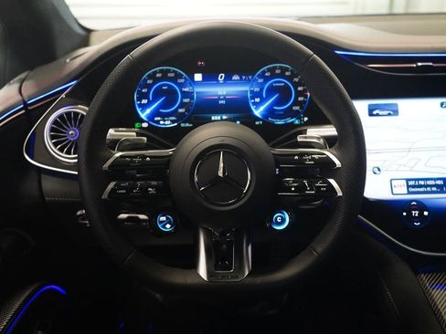 Used 2025 Mercedes-Benz EQS AMG AMG EQS image 16