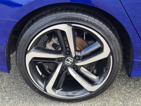 Used 2021 Honda Accord Sport image 32