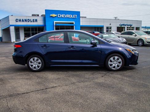 Used 2023 Toyota Corolla LE FWD image 8