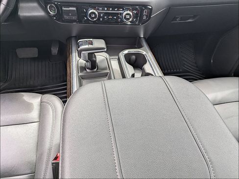 Used 2023 GMC Sierra 1500 Elevation w/ Elevation Premium Package AWD/4WD image 19