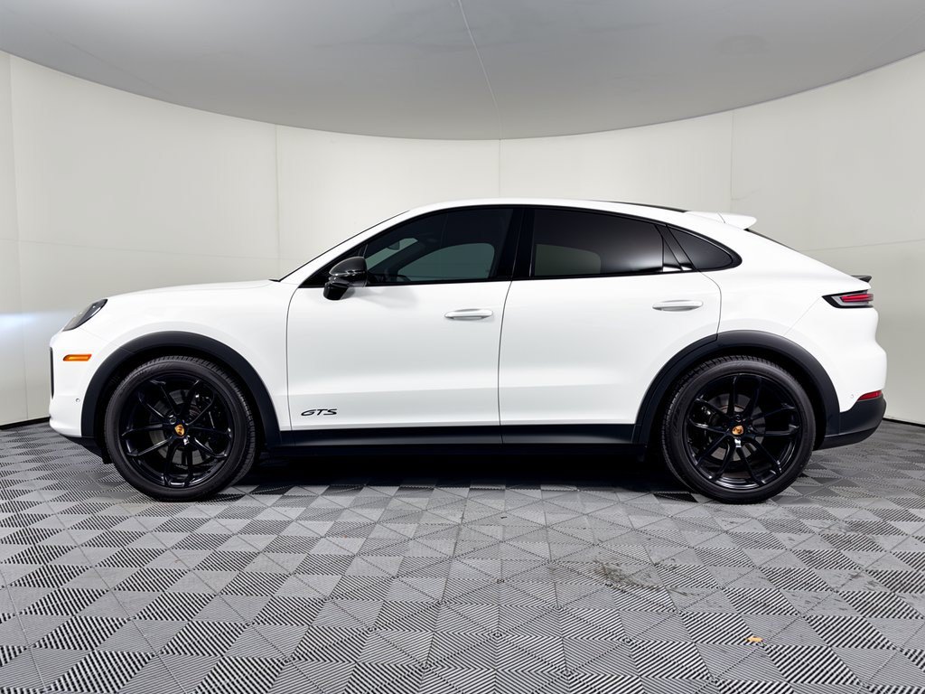 Certified 2025 Porsche Cayenne GTS AWD/4WD image 2