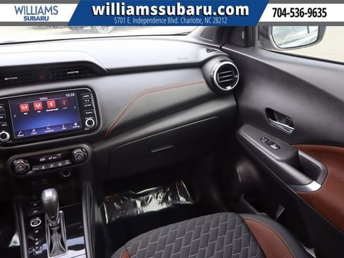 Used 2021 Nissan Kicks SR image 15