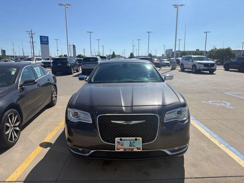 Used 2016 Chrysler 300 C AWD/4WD image 2