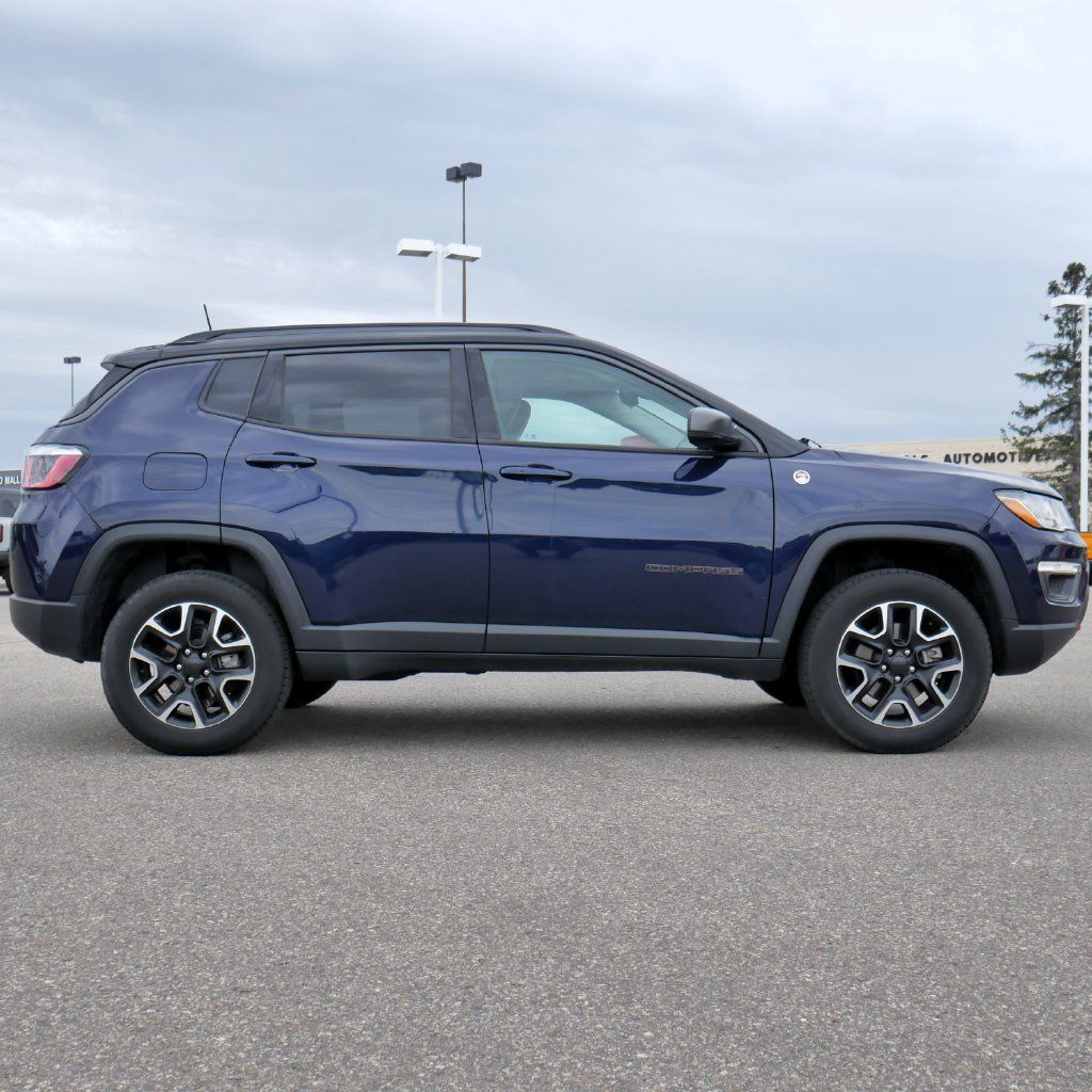 Used 2020 Jeep Compass Trailhawk w/ Cold Weather Group AWD/4WD image 12