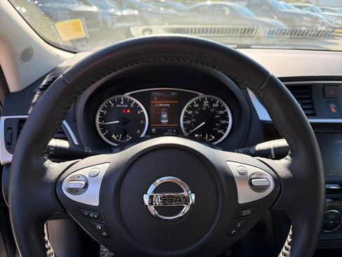 Used 2019 Nissan Sentra SV image 19