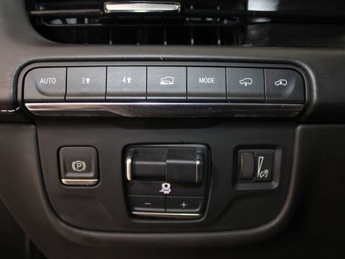 Used 2021 Cadillac Escalade ESV Sport Platinum AWD/4WD image 46