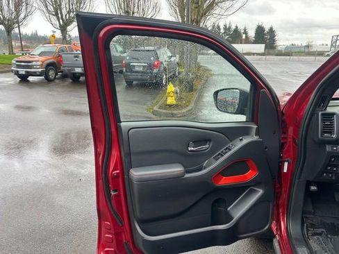 Used 2023 Nissan Frontier PRO-4X w/ Pro Convenience Package image 15