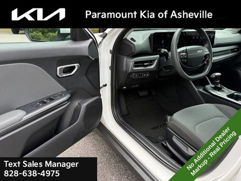 New 2026 Kia K4 FWD image 15