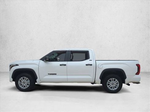 Used 2024 Toyota Tundra SR5 w/ SR5 Convenience Package RWD image 9