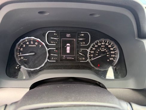 Used 2019 Toyota Tundra SR5 w/ SR5 Upgrade Package AWD/4WD image 29