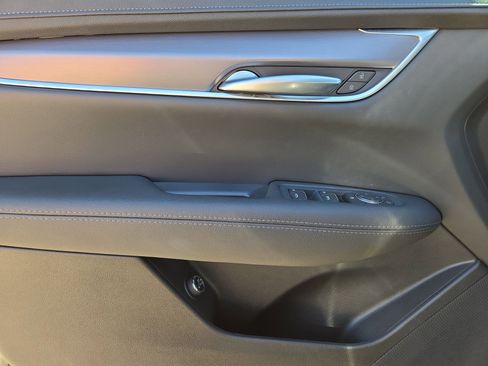 New 2025 Cadillac XT5 Luxury w/ LPO, Floor Liner Package image 15