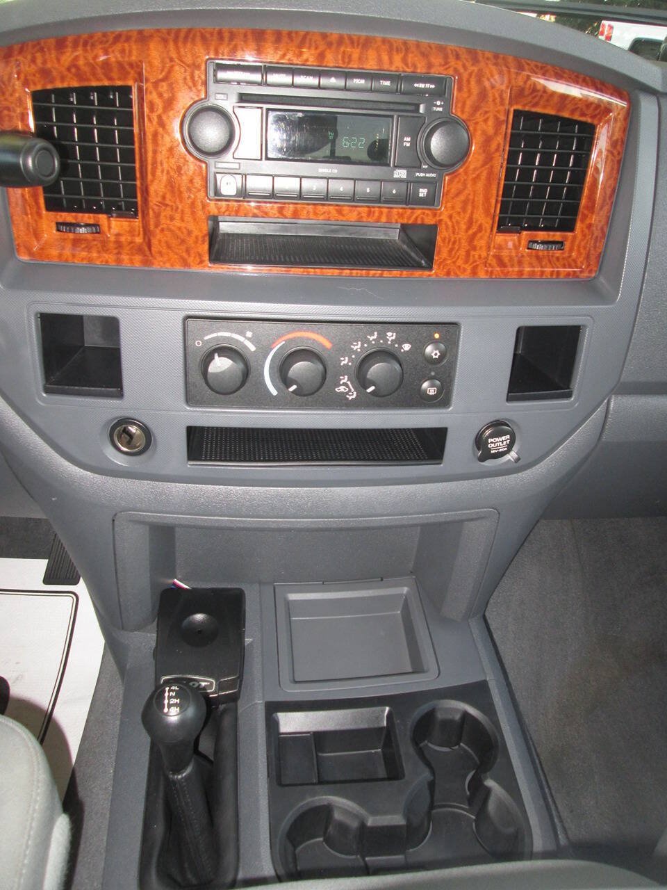 Used 2006 Dodge Ram 2500 Truck SLT w/ Quad Cab Big Horn Value Group AWD/4WD image 18