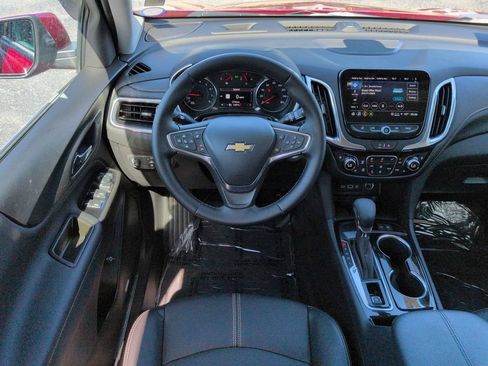 Used 2024 Chevrolet Equinox Premier FWD image 16