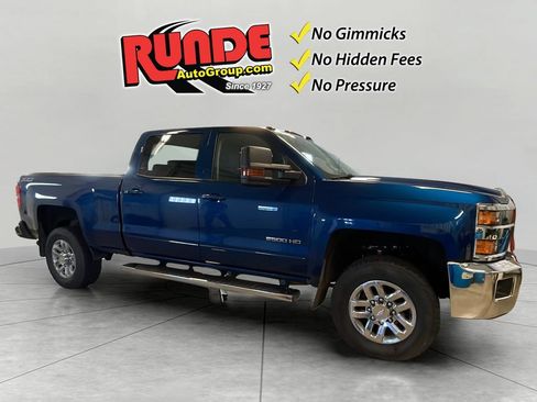 Used 2016 Chevrolet Silverado 2500 LT w/ LT Convenience Package AWD/4WD image 8