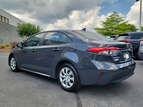 Used 2024 Toyota Corolla LE FWD image 6