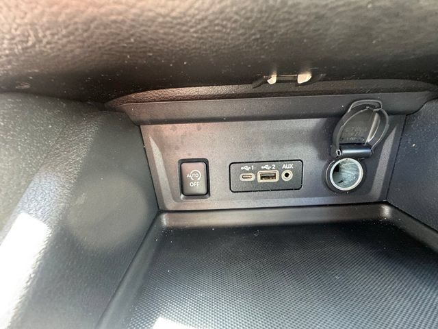 Used 2024 Nissan Sentra SV FWD image 17