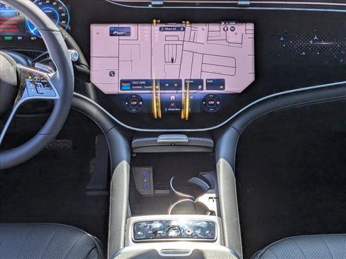 New 2026 Mercedes-Benz EQS 400 4MATIC SUV image 11