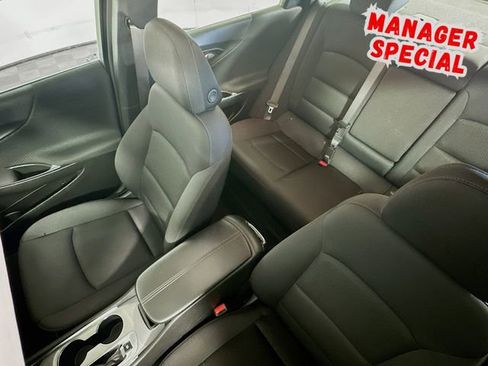 Used 2024 Chevrolet Malibu LT image 15