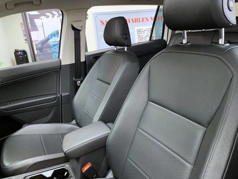 Used 2019 Volkswagen Tiguan SEL image 10