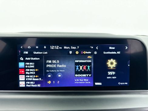 Certified 2024 Kia Seltos EX FWD image 5