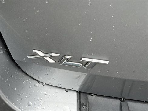 Used 2023 Ford Explorer XLT w/ Equipment Group 202A image 32