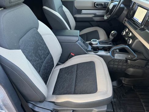 Used 2021 Ford Bronco Wildtrak image 23