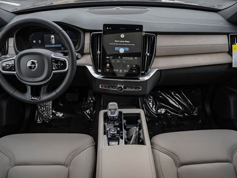 New 2026 Volvo XC90 T8 Plus image 20