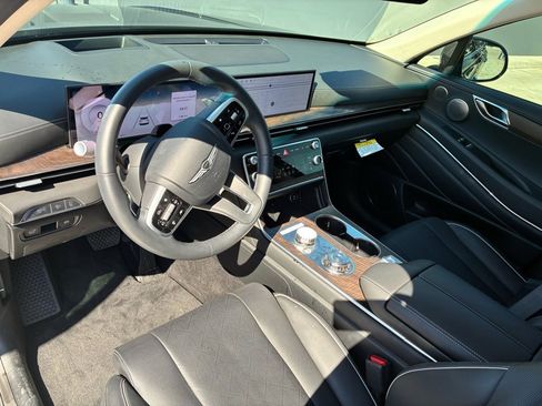 Used 2025 Genesis GV80 3.5T Advanced image 5