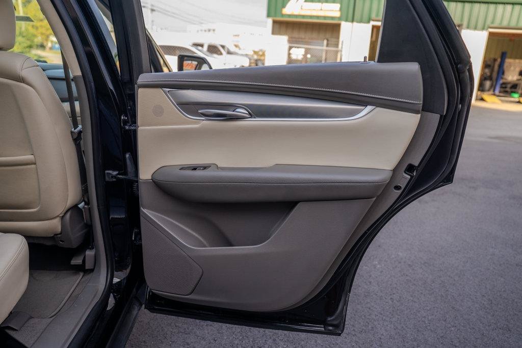 Used 2018 Cadillac XT5 Luxury w/ Driver Awareness Package FWD image 24