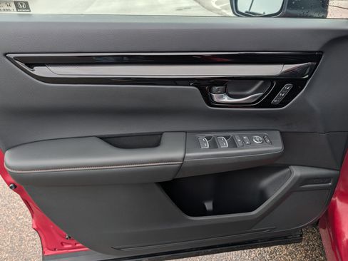 Used 2025 Honda CR-V Sport Touring image 24