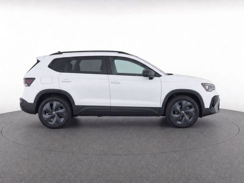 Used 2025 Volkswagen Taos S FWD image 4
