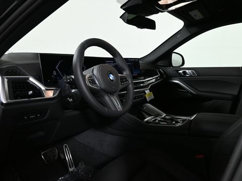 New 2026 BMW X6 xDrive40i w/ Climate Comfort Package image 15