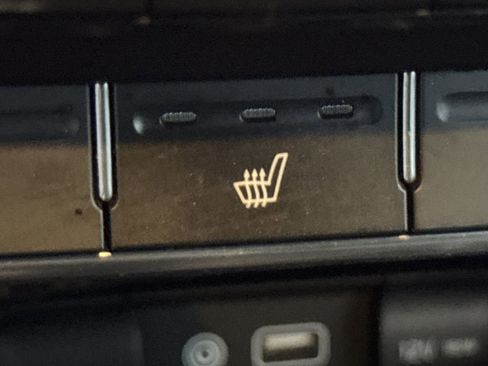 Used 2019 Kia Sorento EX image 29