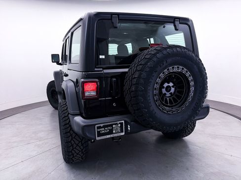 Used 2022 Jeep Wrangler Unlimited Sport AWD/4WD image 8