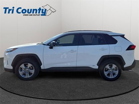 Certified 2025 Toyota RAV4 LE image 5