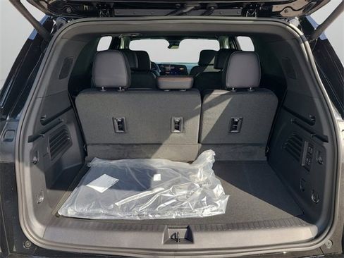 New 2026 Chevrolet Traverse RS image 11