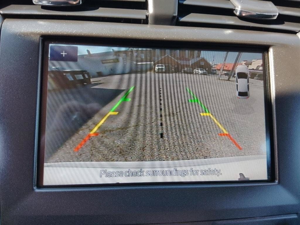 Used 2020 Ford Fusion SE FWD image 21