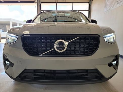 Certified 2026 Volvo XC40 B5 Plus w/ Protection Package Premier image 13