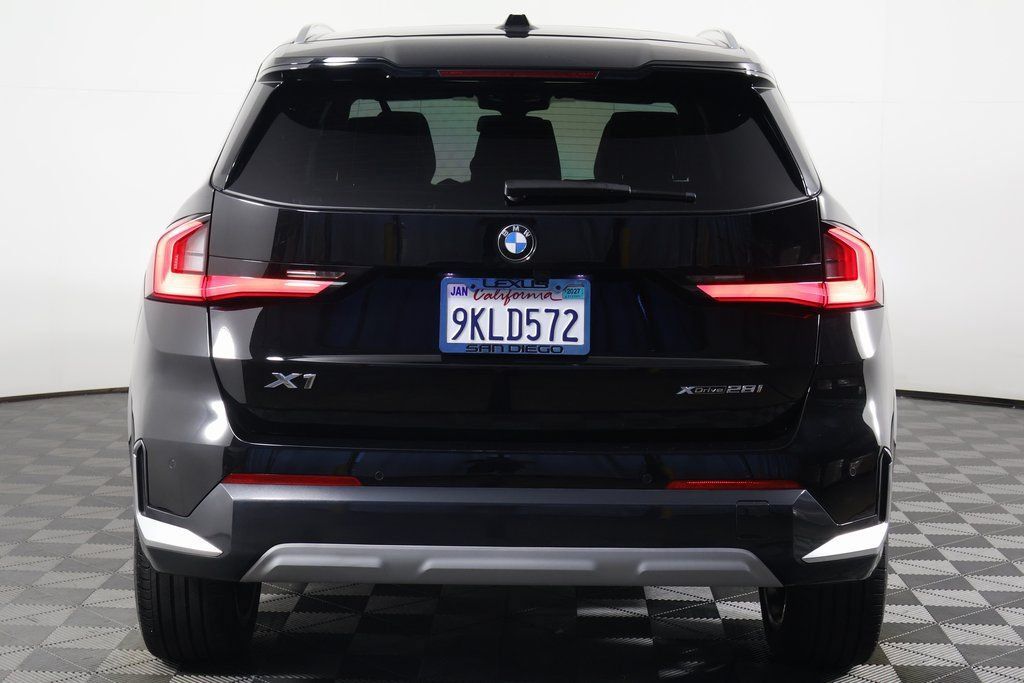 Used 2024 BMW X1 xDrive28i w/ Technology Package AWD/4WD image 5