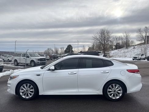 Used 2018 Kia Optima EX image 5