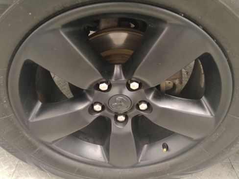 Used 2018 RAM 1500 Express w/ Express Value Package RWD image 31