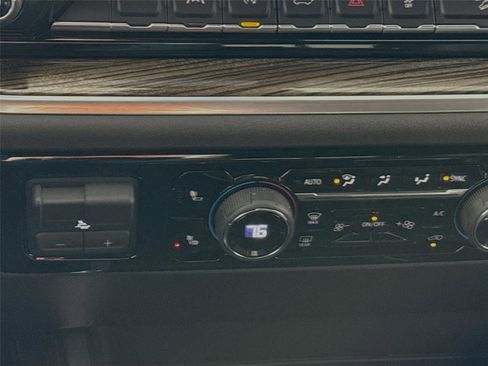 New 2026 Chevrolet Silverado 1500 LT image 15