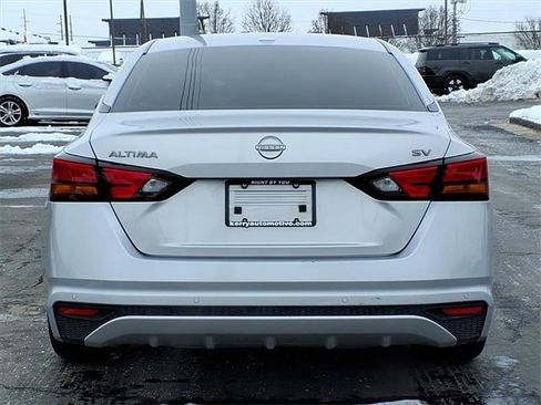 Certified 2023 Nissan Altima 2.5 SV image 5