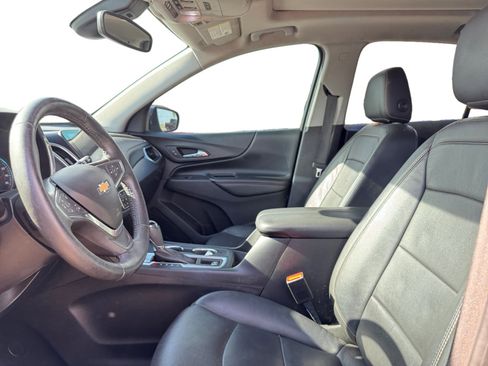 Used 2018 Chevrolet Equinox Premier image 10
