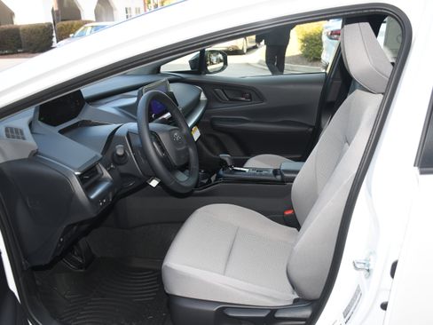 New 2026 Toyota Prius LE image 3