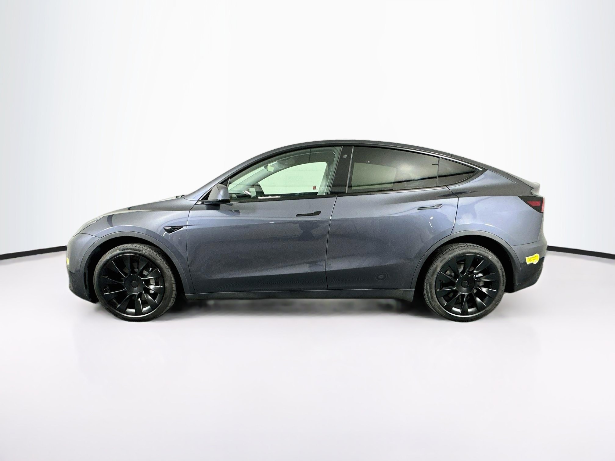 Used 2022 Tesla Model Y Long Range AWD/4WD image 4