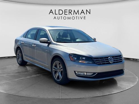 Used 2014 Volkswagen Passat TDI SEL Premium FWD image 7